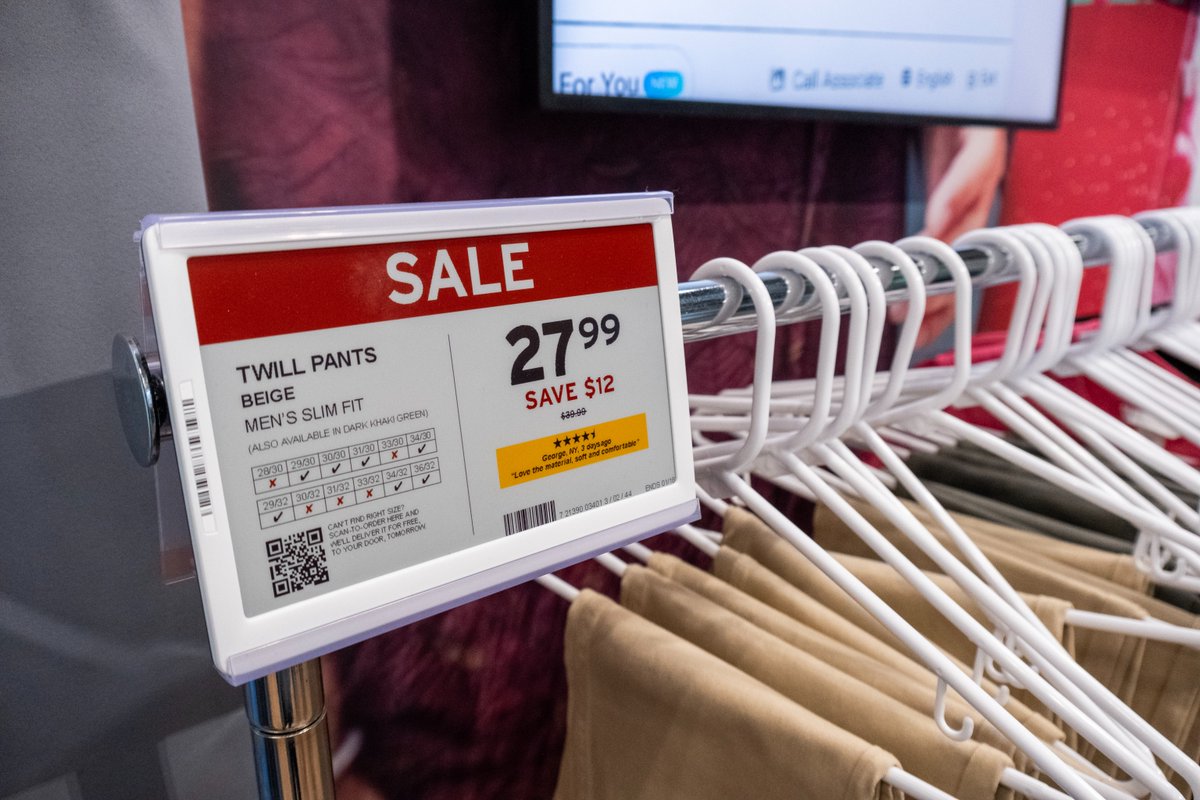 📉 Still printing price tags?
Electronic Shelf Labels update pricing across stores in seconds.
Less waste, more control. Here's how they work:
🔗 ow.ly/re3j50VCNCY
#SmartRetail #ESL #RetailTech