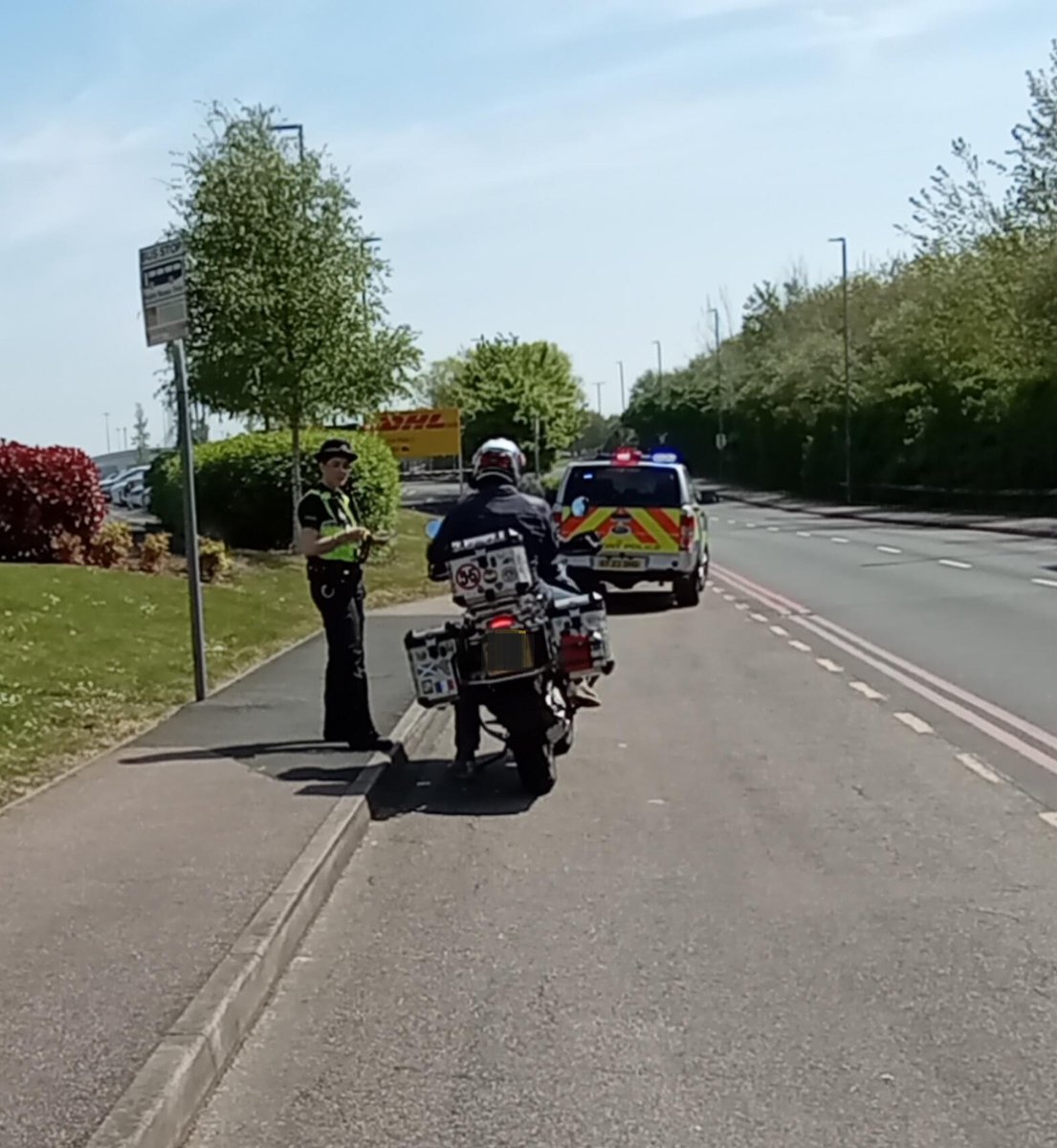 Our specially trained #ProjectServator officers have been engaging with Motorist around the <a href="/EMA_Airport/">East Midlands Airport</a>  estate today, helping to keep the site and the Terminal safe.
