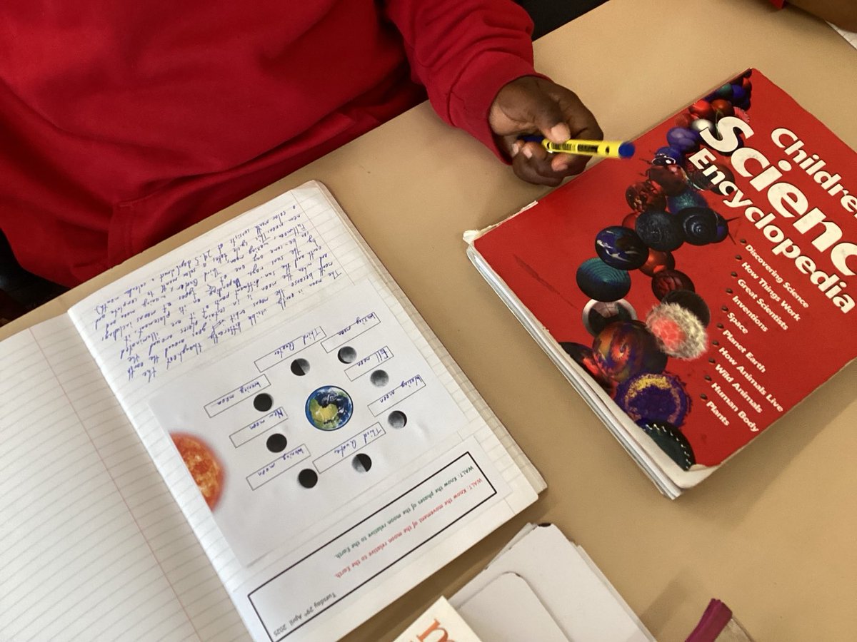 staugustinesNG3's tweet image. Year 6 are thoroughly engaged in their current science topic on space. This week, they have been exploring the phases of the Moon, developing a clear understanding of how and why the moon appears to change shape over time.
#ScienceAtStA’s