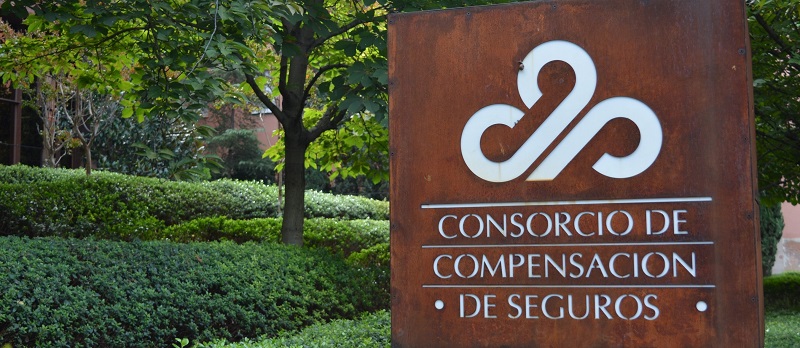 Para que no haya dudas: Según el artículo 6 del Reglamento del Seguro de Riesgos Extraordinarios el Consorcio no cubre  "l). (..) los daños o pérdidas sufridas como consecuencia de corte o alteración en el suministro exterior de energía eléctrica"(...)
