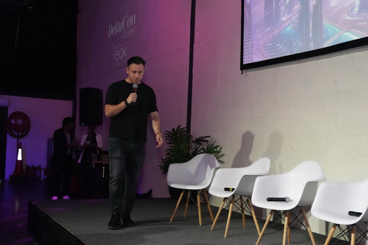 ErhanKOfficial's tweet image. Locked in with the builders shaping the future.

@Defaicon #DefaiCon #Dubai