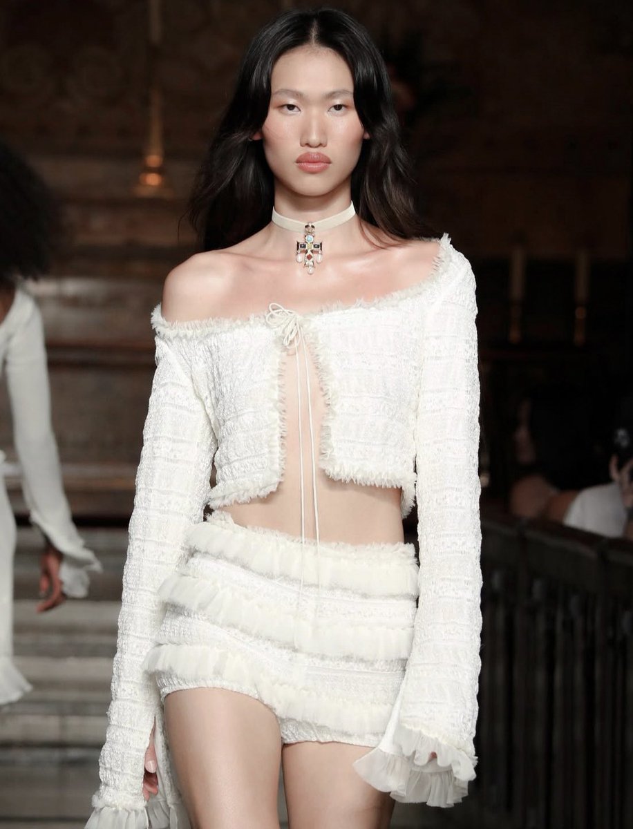glirttery's tweet photo. mirror palais spring/summer 2023 https://t.co/Vja9wCXpPX