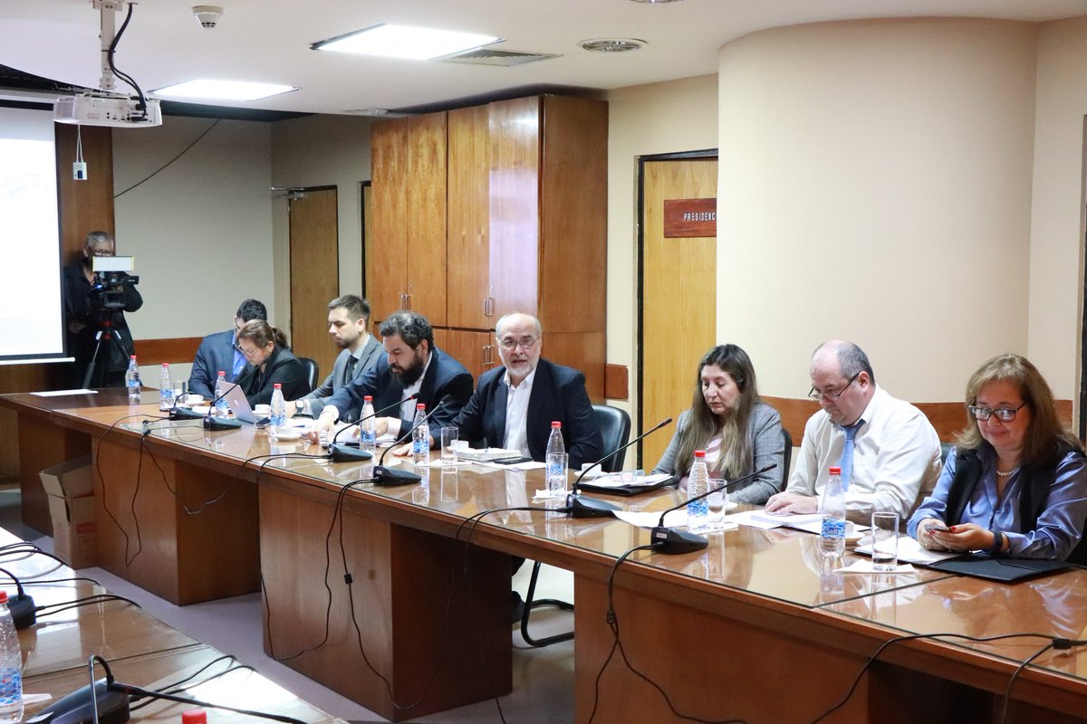 SenadoPy (@senadorespy) on Twitter photo Participan representantes de las siguientes instituciones:
- <a href="/Miticpy/">MITIC Paraguay</a>
- Asociación de Tecnología, Educación, Desarrollo, Investigación y Comunicación (TEDIC) <a href="/TEDICpy/">TEDIC</a>
- <a href="/conatelpy/">Conatel Paraguay</a>
- <a href="/MECpy/">MECpy</a>
- <a href="/MEF_Paraguay/">Ministerio de Economía y Finanzas - Paraguay</a>
- Comisiones Legislativas a las cuales fué girado el proyecto Participan representantes de las siguientes instituciones:
- <a href="/Miticpy/">MITIC Paraguay</a>
- Asociación de Tecnología, Educación, Desarrollo, Investigación y Comunicación (TEDIC) <a href="/TEDICpy/">TEDIC</a>
- <a href="/conatelpy/">Conatel Paraguay</a>
- <a href="/MECpy/">MECpy</a>
- <a href="/MEF_Paraguay/">Ministerio de Economía y Finanzas - Paraguay</a>
- Comisiones Legislativas a las cuales fué girado el proyecto