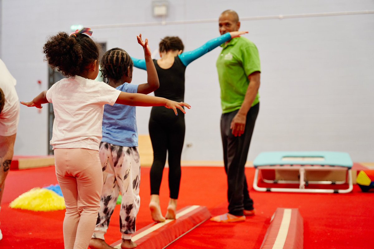 Starting on Saturday 24th May, Leytonstone LC are launching a Gymnastics Programme! 🤸‍♀️
Every Saturday 🕗 8am–12pm 👶 Ages 3 years and up.
This is a great way to build strength, coordination and confidence in a supportive environment. Sign up here 👉 brnw.ch/21wSd8U
