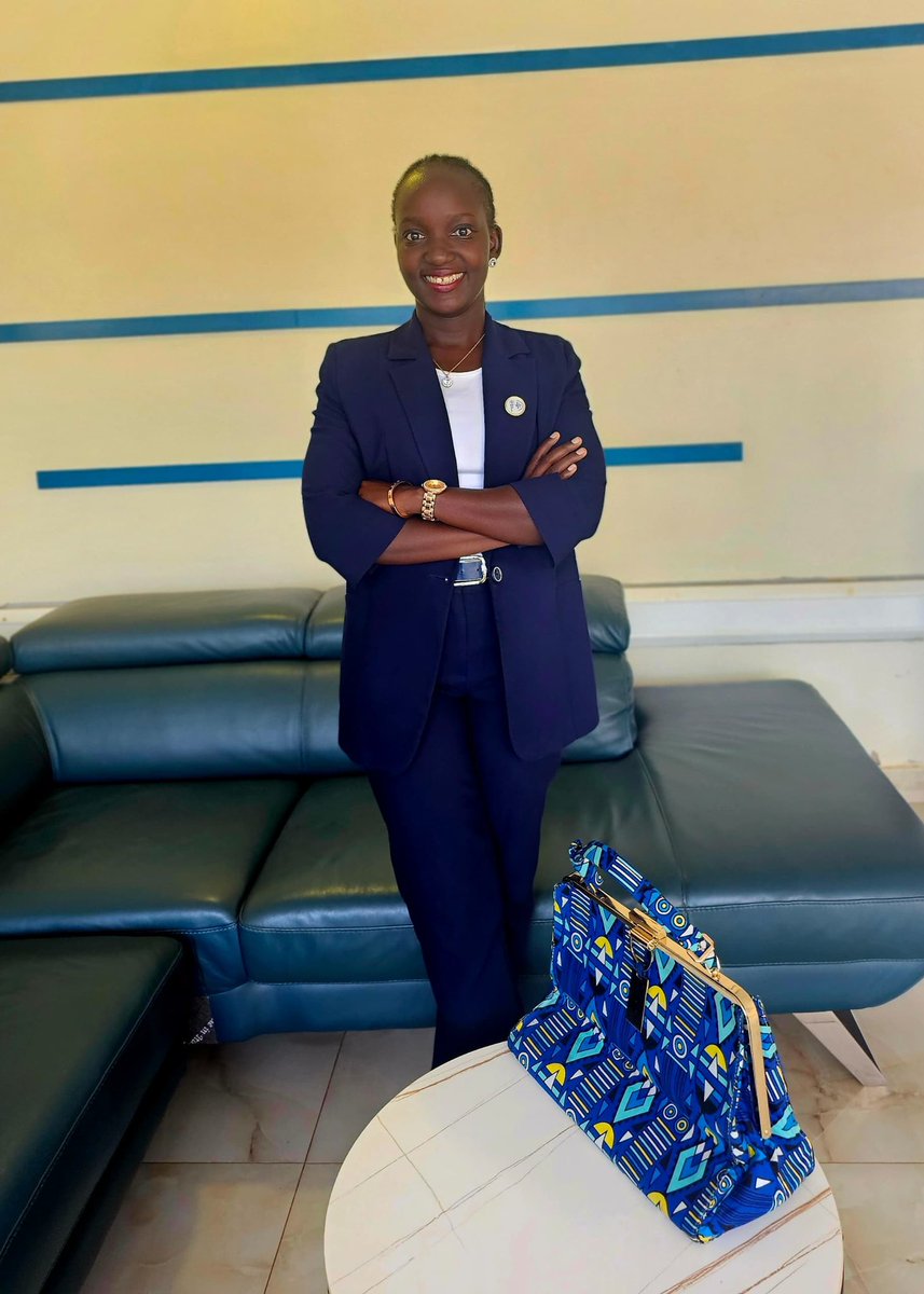 BrownieEbal's tweet image. An agile company secretary wears many hats—beyond governance, they may serve as supervisor, mediator, and even counsellor. It is not just what you do—it is how you show up in the boardroom. #governance 
#boardroomdynamics 
#leadershipagility
@CGIUKI 
@ICGU256 
@JTBoardroom