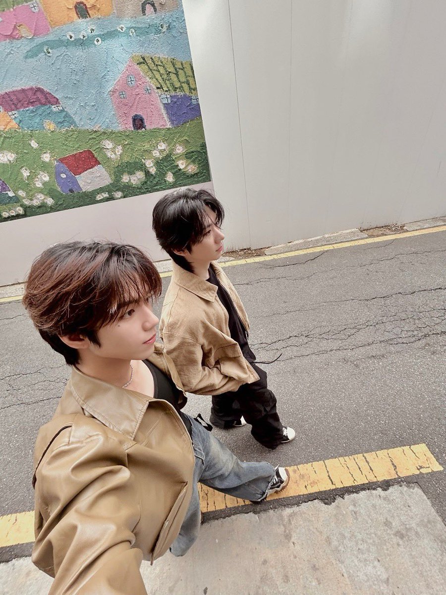 🤎🤎🤎

#AHOF #아홉 
#JL #제이엘