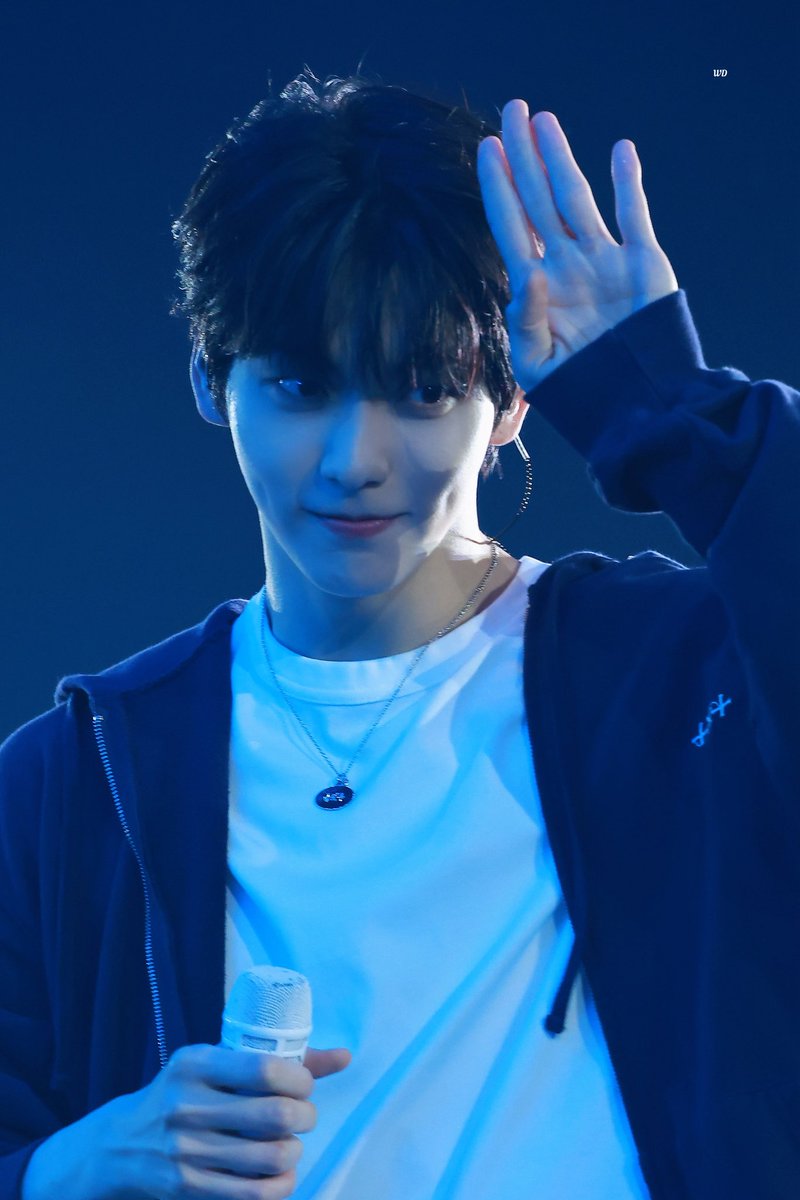 250429

#수빈 #SOOBIN 
#투모로우바이투게더 #TXT