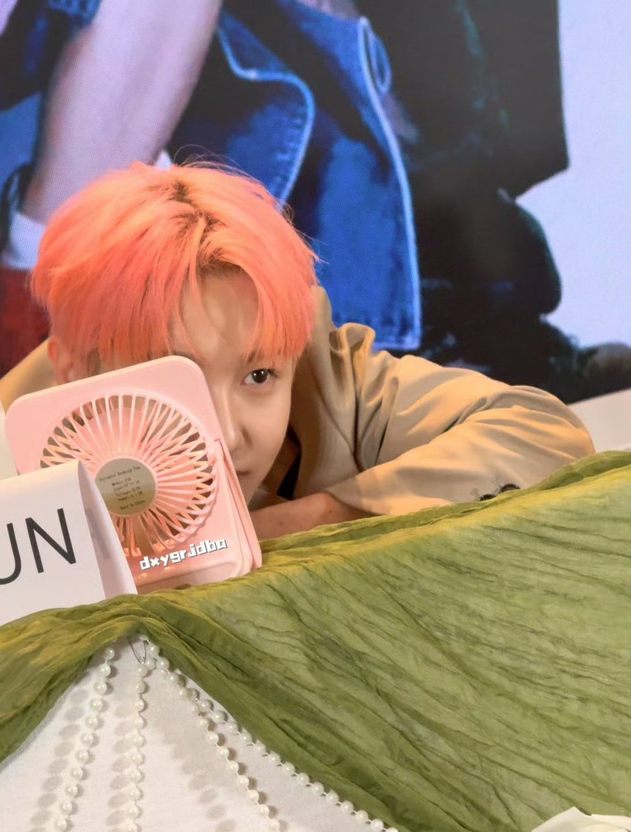 renjun fan (@ROLO0323) / X renjun fan (@ROLO0323) / X