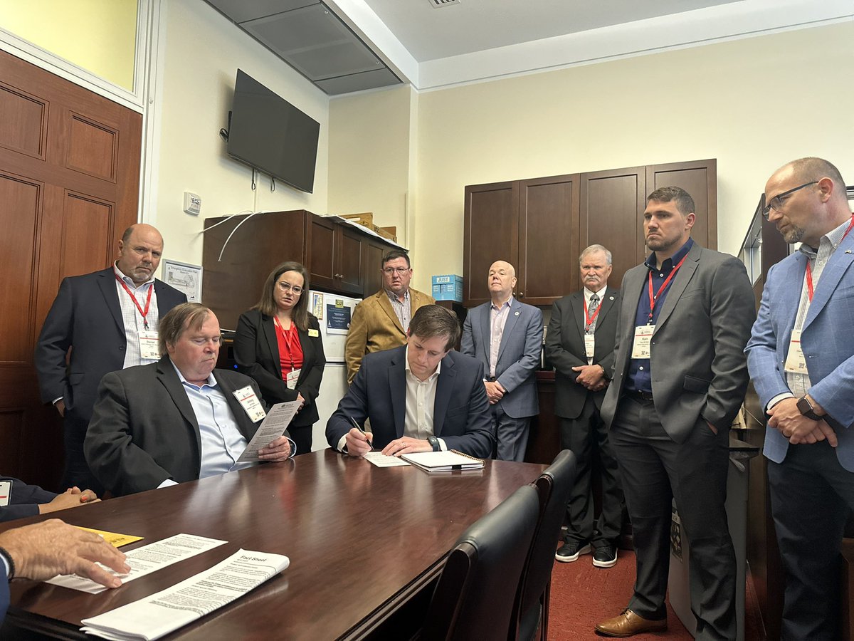 AssnOfLACoops's tweet image. Thank you to @RepClayHiggins office for meeting with our coops today in D.C.!

#CoopsOnTheHill