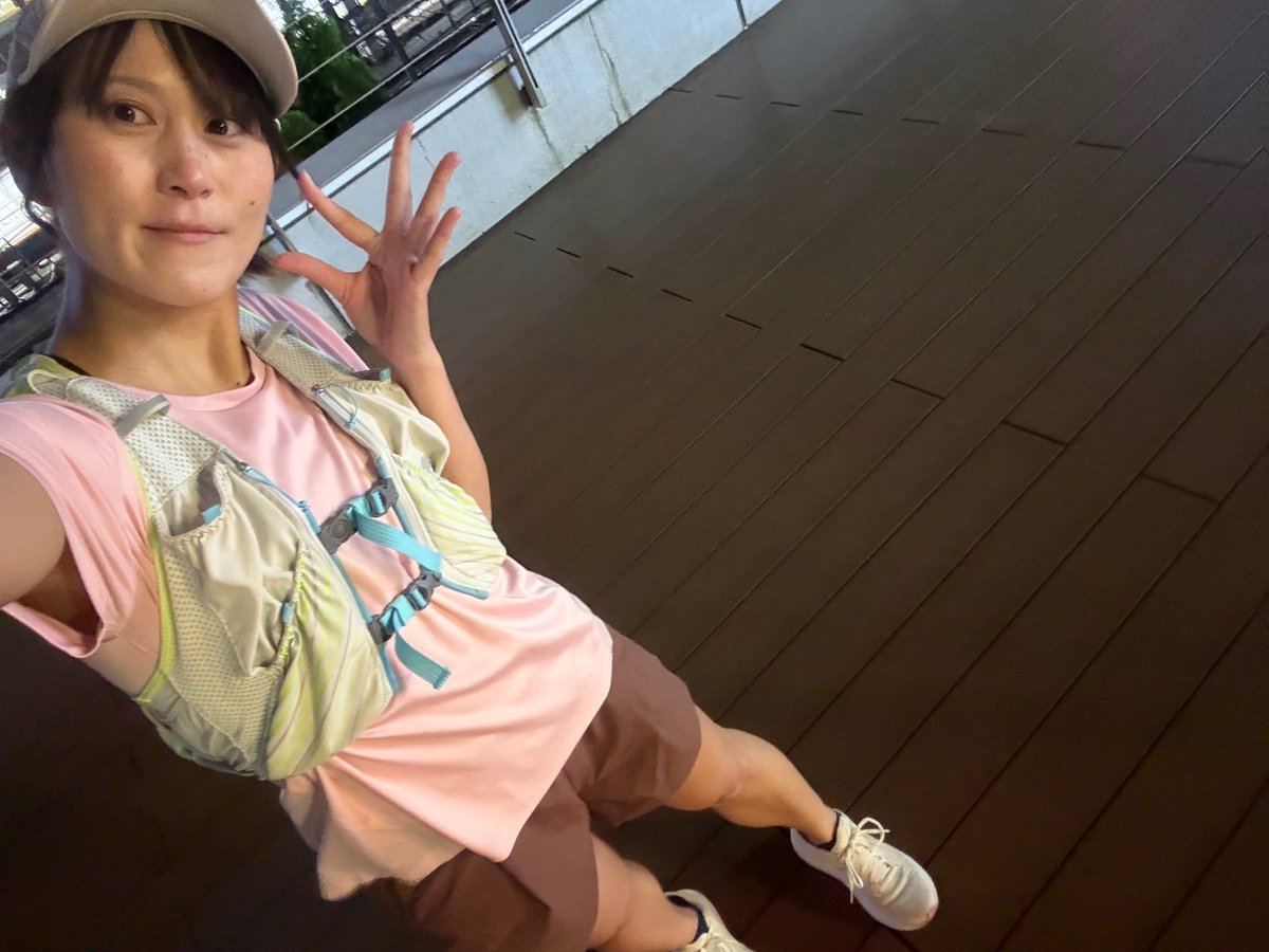 hyr_RunHappy's tweet photo. #帰宅ラン 🐣🍃
👟: #BROOKS #GhostMAX2
サクッと帰りたい気持ちから割と良いペースで帰宅🏃♂️風が強すぎたー🍃
そしてこの靴は6kmといえどサブスリーペースで走る靴じゃないのにポテンシャルの高さに驚きました😂
スポーツマリオさんのプライベートブランド"INFIT(インフィット)"が最近のお気に入り🥰 https://t.co/6hVUoEahvA