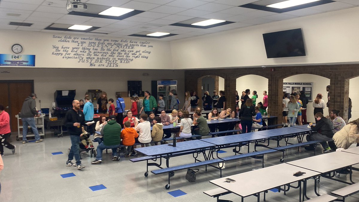 Rock Falls Middle School (@fallsmiddle) on Twitter photo Grade 6 <a href="/TheLeaderinMe/">The Leader in Me</a> breakfast with parents-students-staff todayโฆfocusing on those habits ๐๐ค๐ป Grade 6 <a href="/TheLeaderinMe/">The Leader in Me</a> breakfast with parents-students-staff todayโฆfocusing on those habits ๐๐ค๐ป