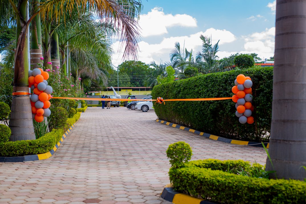 EllesiaLodge's tweet photo. We’re officially open!
Ellesia Executive Lodge in Chilanga is now welcoming you to experience luxury, comfort, and exceptional service.

From events &amp; conferencing to accommodation, catering, and a full bar &amp; restaurant, we’ve got it all!

Come and taste the experience. https://t.co/OoIYCZO4I8