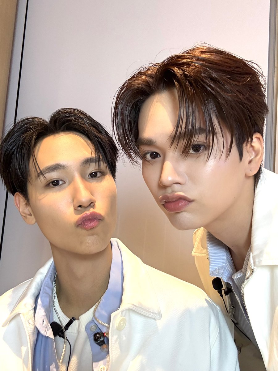 Markjrtn's tweet photo. รักทุกคนน้าาา 🤍🤍🤍

 JUNIORMARK X KIELHS

#ResKiehlsXJuniorMark https://t.co/FbpExolRXr