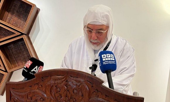 عميد جامع الجزائر يتحدث في أكسفورد عن إرث الأمير عبد القادر في بناء السلام
erracedelikhbari.dz/?p=48666