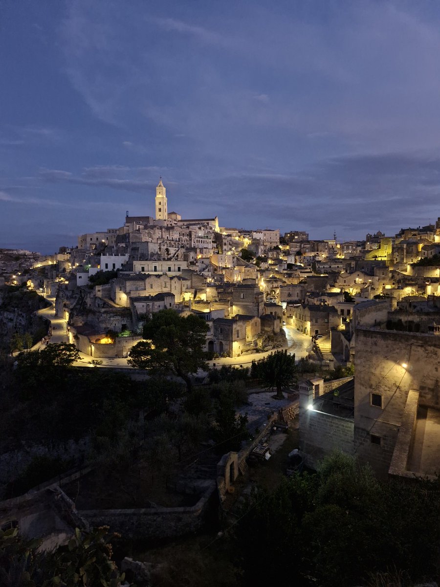 ELIKCH's tweet photo. @quiz_viajero Matera https://t.co/h0w94uQqij