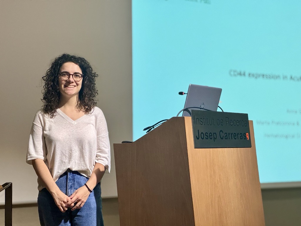 Great #YoungResearchersSeminars today 👏

👨‍🔬Noel Gómez shared his work on enhancers in Juvenile Myelomonocytic Leukemia #JMML, and 👩‍🔬Anna Giné  presented findings on CD44 expression in Acute Myeloid Leukemia #AML

🚀🔬 Keep pushing the boundaries, future leaders!