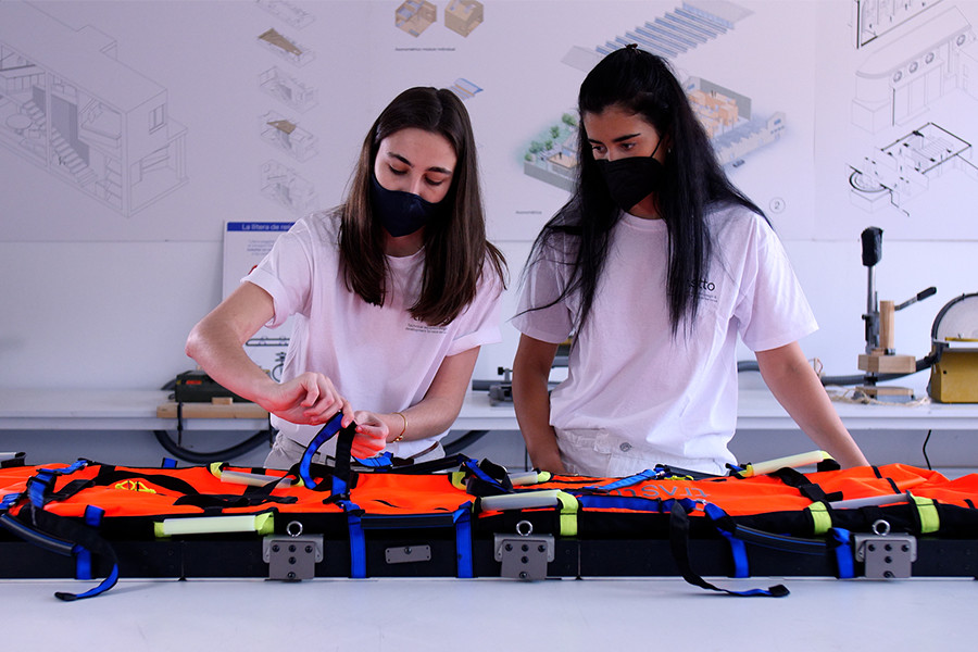 BCN3D Technologies (@bcn3dtech) on Twitter photo "3D printing is profoundly changing the way we design and produce. It allows us to try things quickly, and also to envision shapes that we were not able to fabricate before."
<a href="/otomico/">Oscar Tomico</a>, professor at @ElisavaBCN
bit.ly/3s7co3K "3D printing is profoundly changing the way we design and produce. It allows us to try things quickly, and also to envision shapes that we were not able to fabricate before."
<a href="/otomico/">Oscar Tomico</a>, professor at @ElisavaBCN
bit.ly/3s7co3K