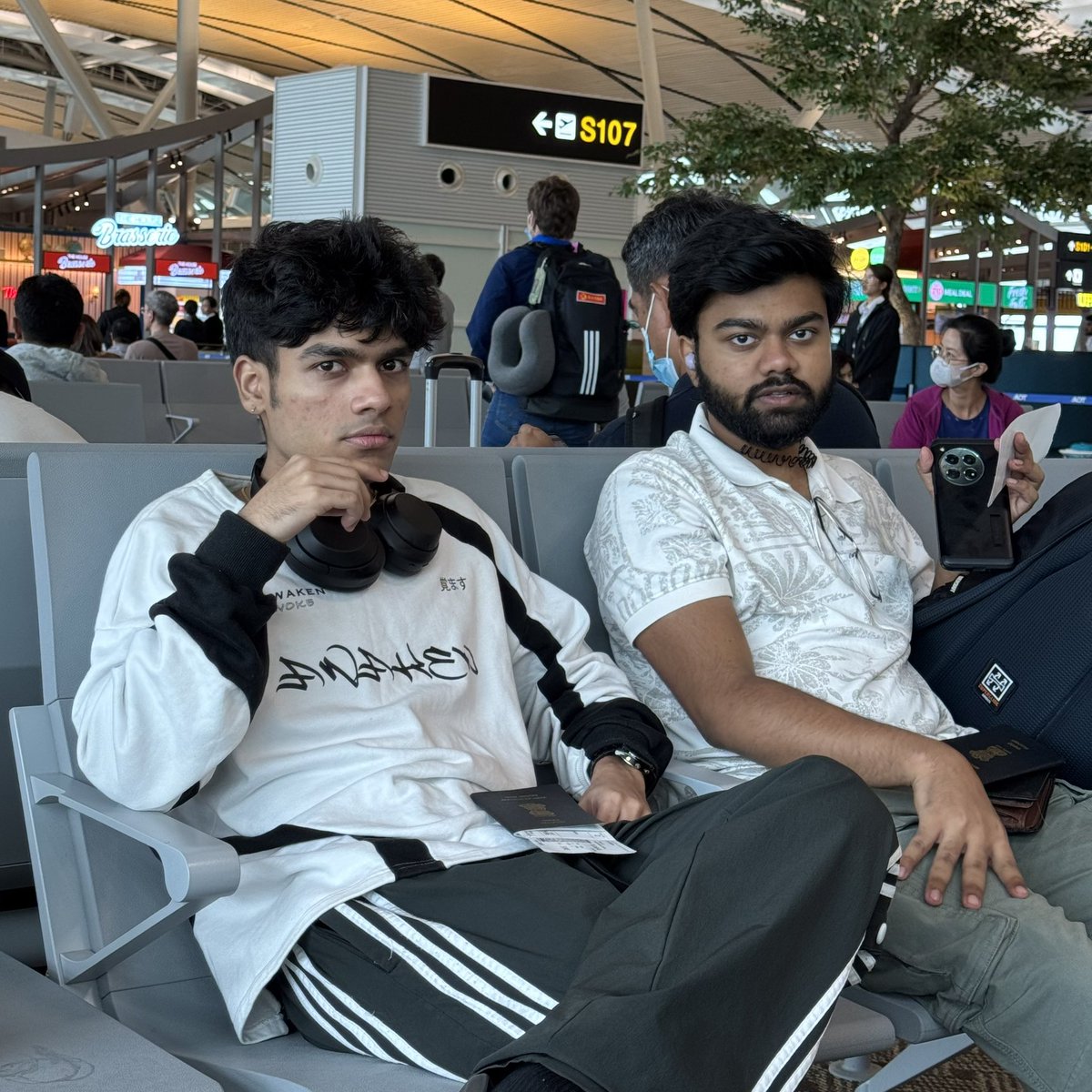 GodLike Esports tweet media