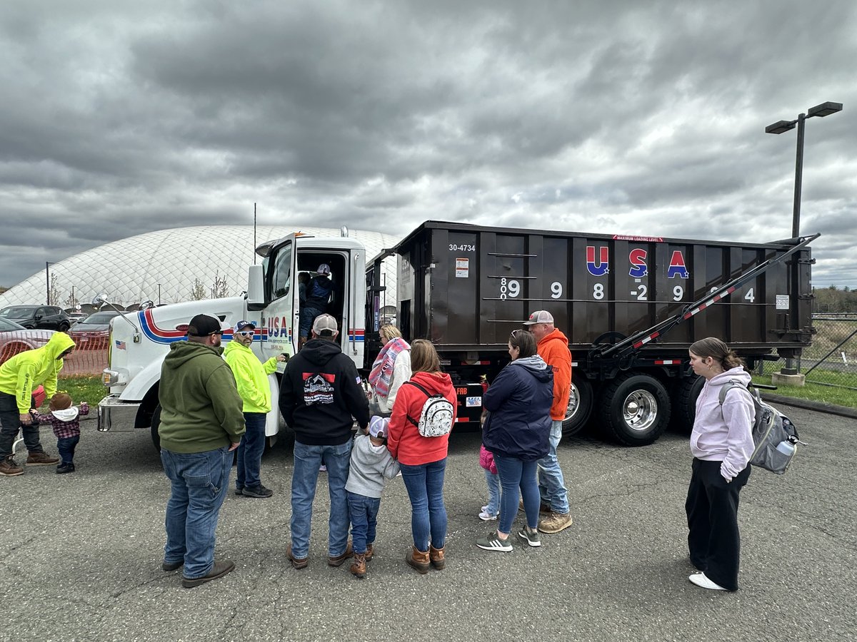 It was a Touch-a-Truck takeover this past weekend!
Over four incredible days, our team rolled out to meet families, future drivers, and lots of smiling faces at events across the community:

Enfield Street School
Dudleytown Brewing Company
Hopmeadow Nursery School in Simsbury