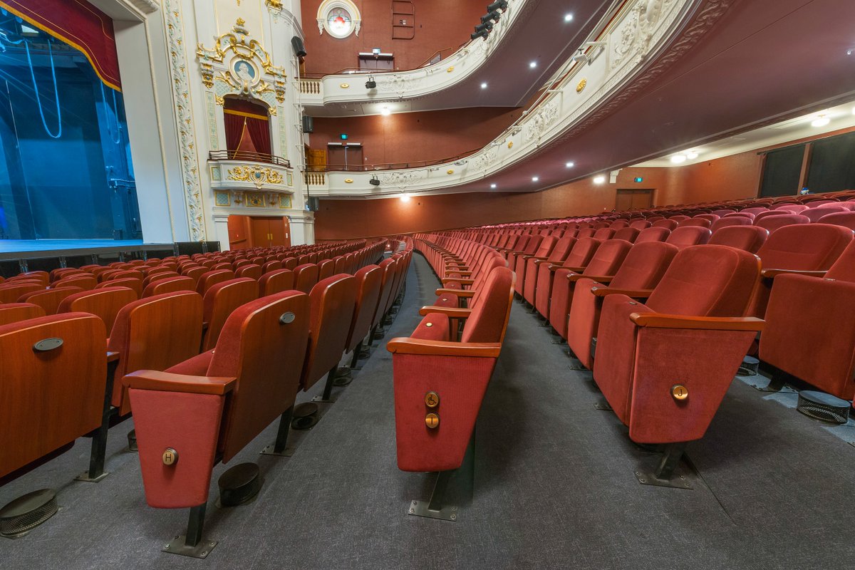 SERIES® Seating presents the Isaac Theatre Royal in Christchurch, New Zealand.