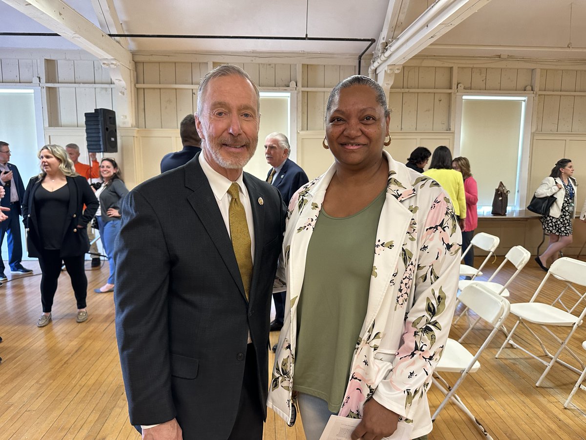 During National Community Development Week, FBMS joined Quincy’s Public Services Summit to connect with fellow providers. Re-Housing Case Manager Dani Estrada and Outreach Worker Molly Greenough represented FBMS. Quincy Police Chief Mark Kennedy gave the keynote.