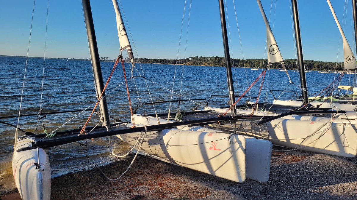 Séjour sportif cette semaine pour nos élèves de 4eme et de 3eme du collège <a href="/LaFayette036/">Collège La Fayette - Châteauroux</a> <a href="/ac_orleanstours/">Académie d'Orléans-Tours</a>. Découverte du catamaran et de la planche à voile avec <a href="/ucpa/">UCPA</a> à Bombannes