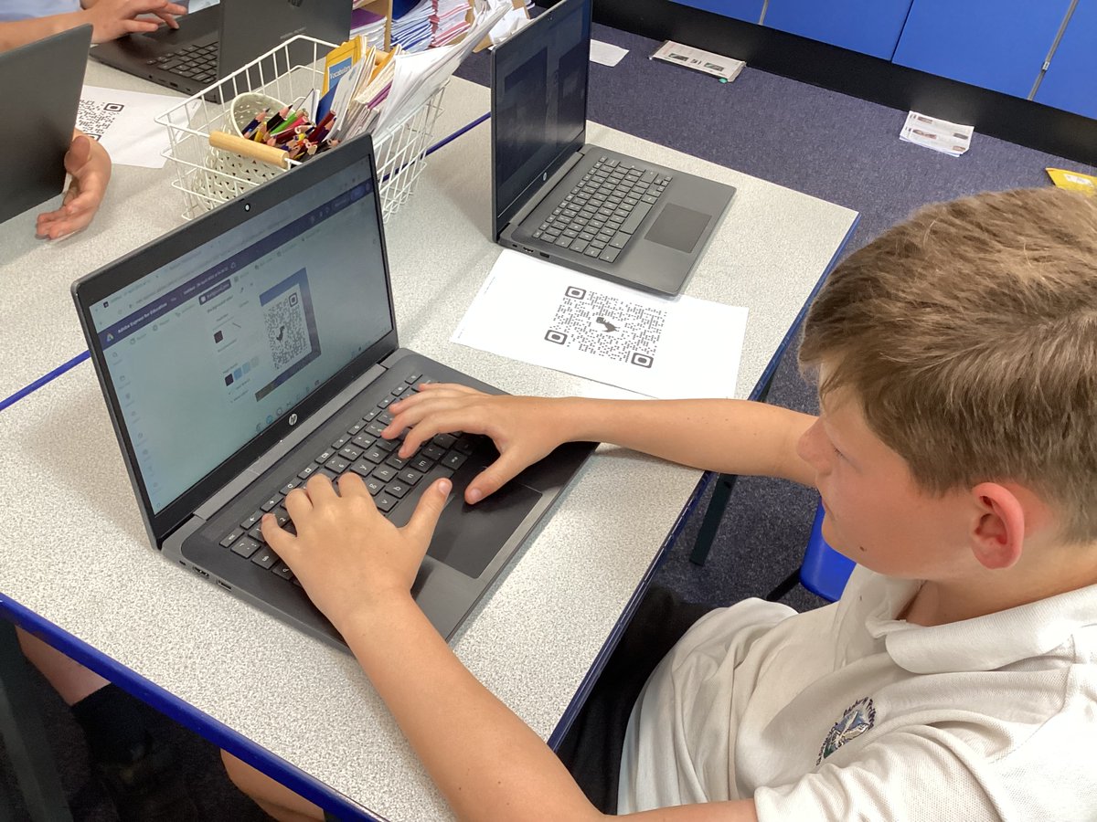 raeburnprimary's tweet image. Well done to Rowan class.  They have created their own QR codes this afternoon.  #RaeburnComputing #RaeburnYear6