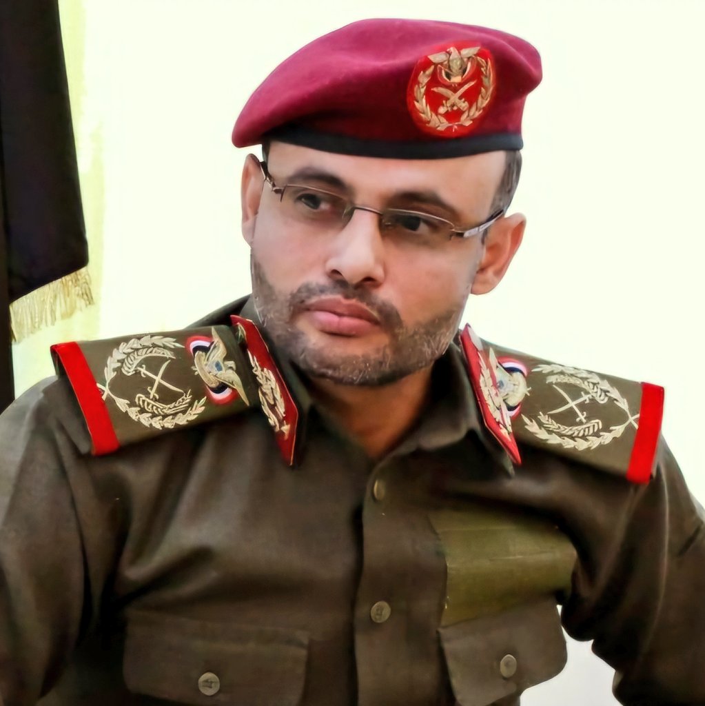 🟢المشير. مهدي المشاط،برق اليمن الذي يشق عتمة الظلم،ورعده الذي يدوي في وجه الطغاة،وسيفه القاطع الذي يسطر ملاحم العزة. المشير،أشار بإصبعه نحو قمم الشموخ،متحديًا إبادة أمريكية،فكانت إشارته بركانًا ثائرًا. مهدي هدى جيوش العزة نحو الهدف،كقائد ملهم يقود السفينة في عاصفة هوجاء.

يتبع👇