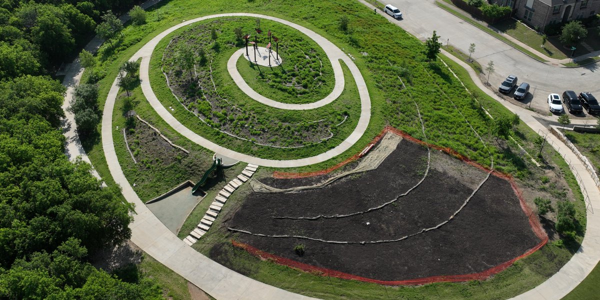 See the amazing progress at Monarch View Park! 🌿 Our team and volunteers have worked hard to bring it to life.

🗣️ Don’t miss our Monarchs &amp; Milkweed event!
📅 May 3 | 📍 Monarch View Park | ⏰ 9–10 a.m.