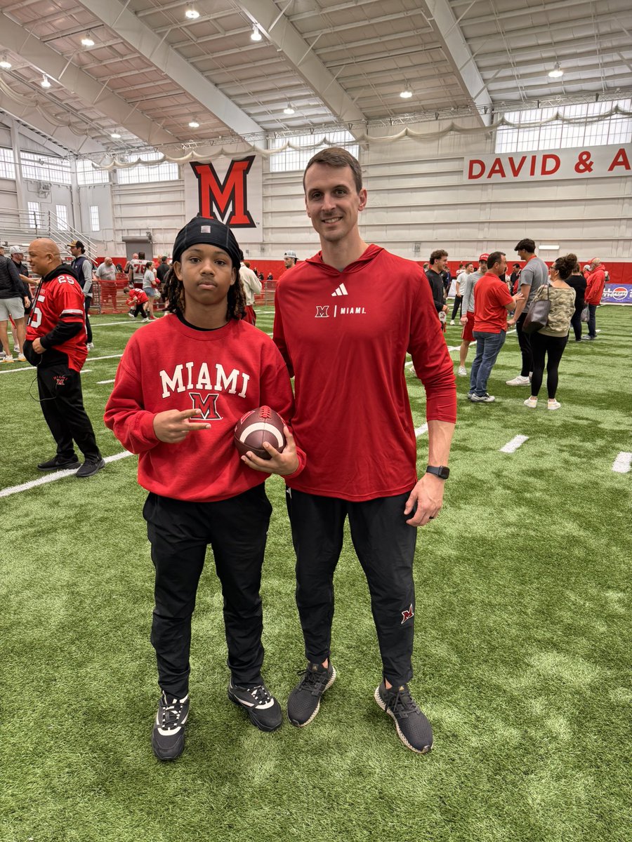 CairoLiley1's tweet image. Had a good visit @MiamiOHFootball and caught the spring game..got to see the guys @AntwonThomas01 @AdrianWalkerJr @DesmonYharbrou1 and touch bases with some coaches @ACruse15 @DBCoachWhite  I’m next up! Go Redhawks! Love and Honor!