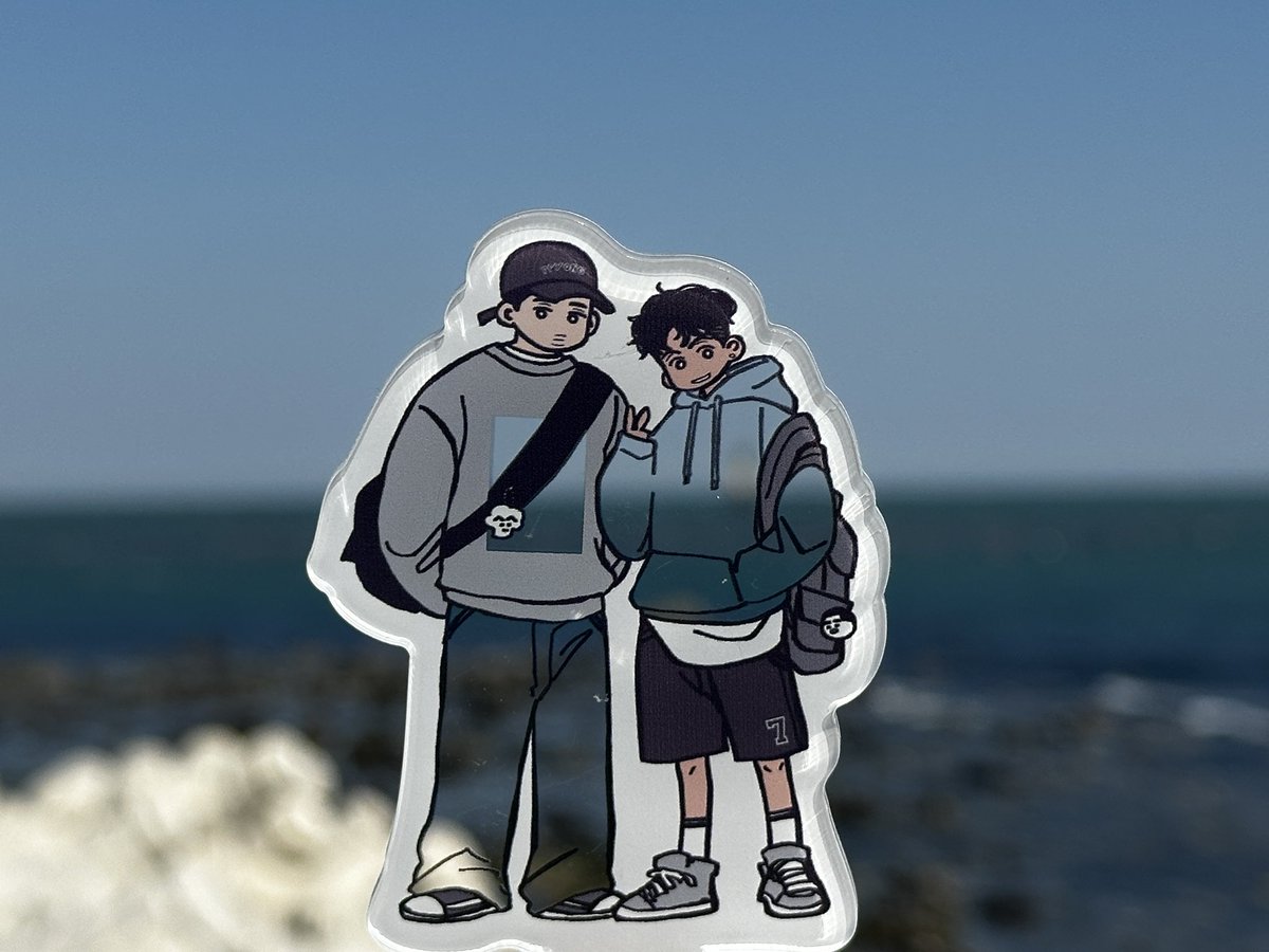 흐흐 지난 주말 조단( <a href="/hot_court/">조단</a> )님 포토프롭의 스팟덜~
📍국밥-바다-철도-청사포바다
뽀얀 국물에 태섭의 상의에 파무늬 개인적으로 젤 맘에 듦