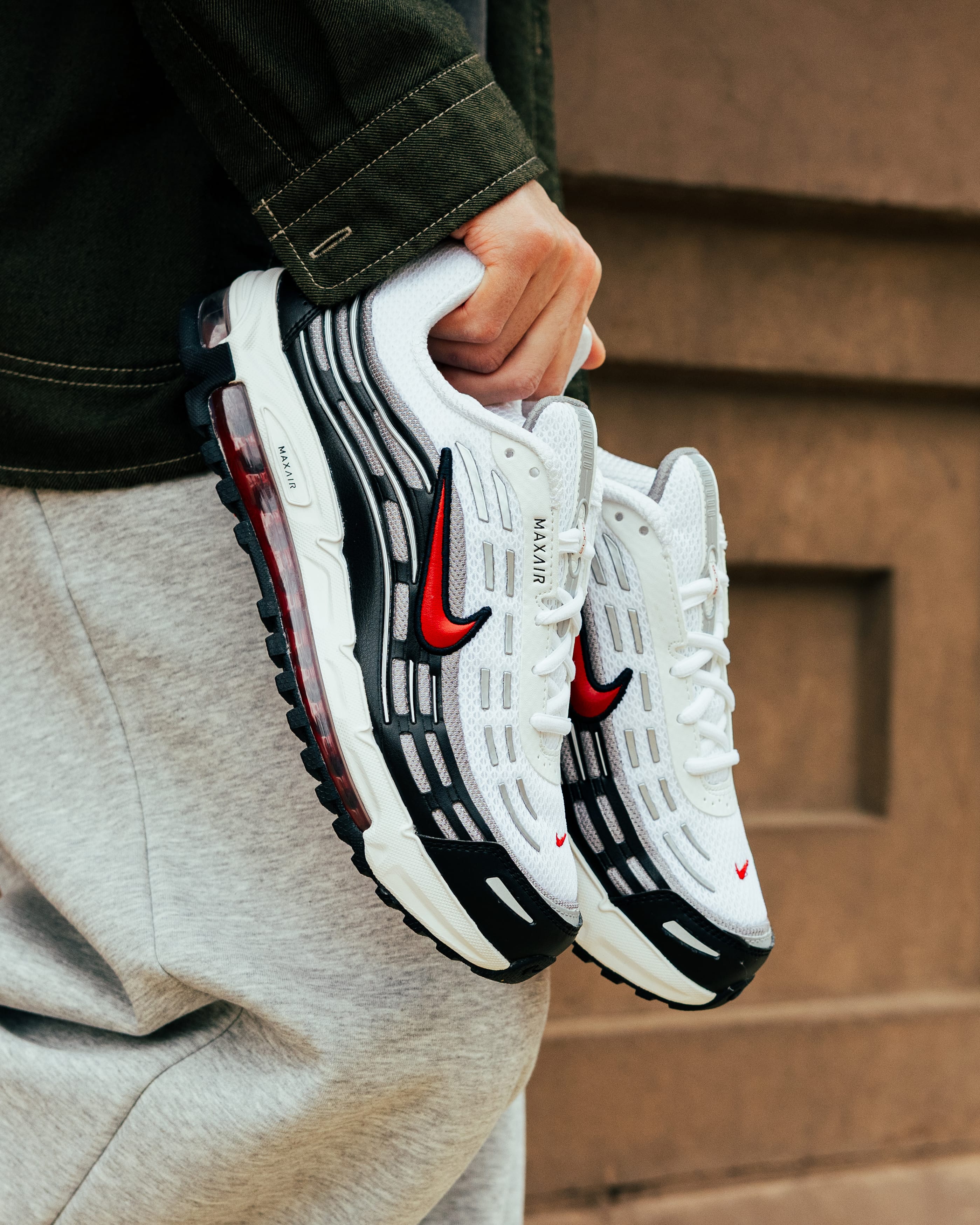 ◆正規品◆NIKE AIR MAX TL 2.5 WHITE VARSITY RED◆関税込◆ Nike Air Max TL 2.5 White / Varsity Red - Mar 2025 - FZ4110