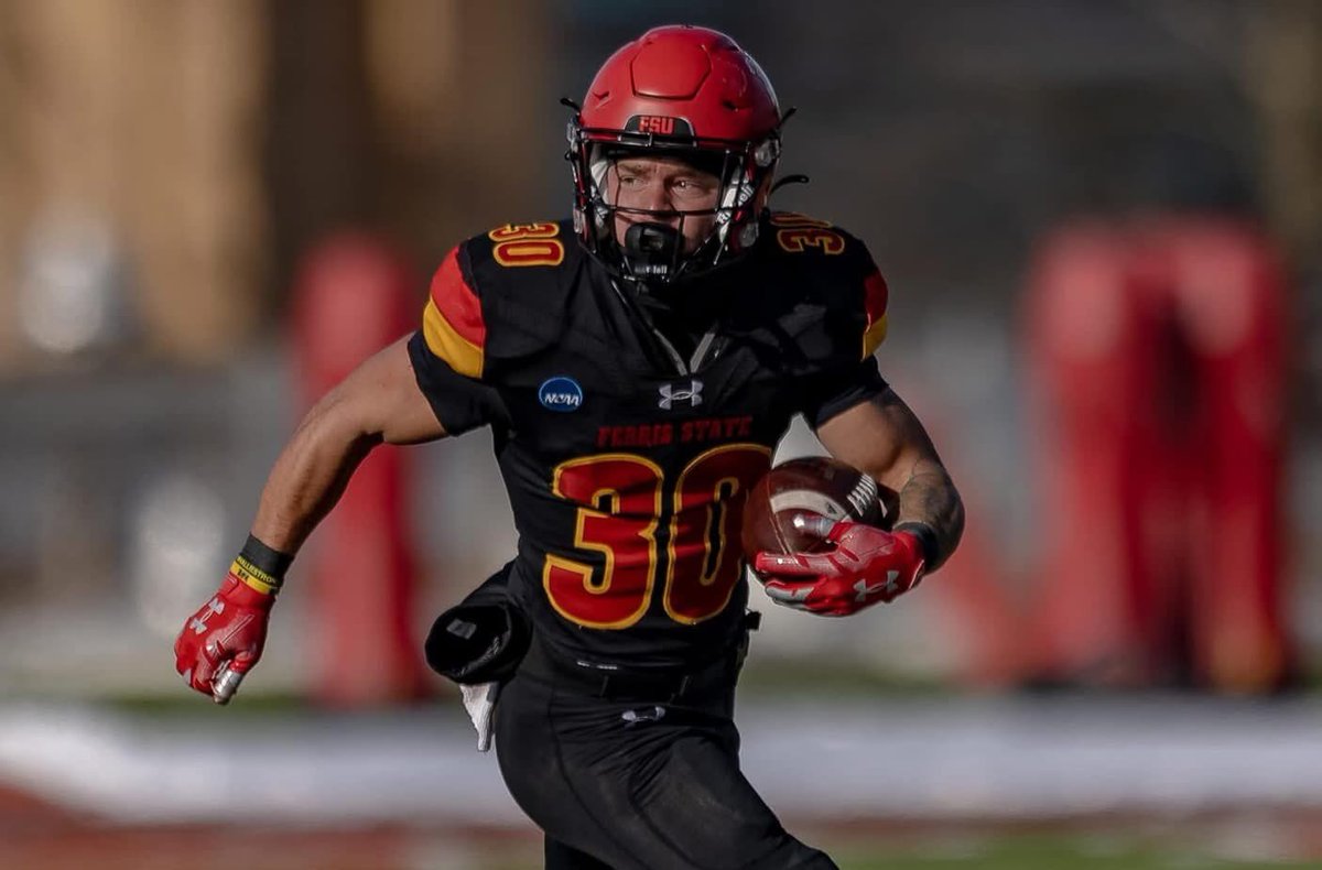 WVU Football Offers National Champion RB Coming Off Monster Season

wvsportsnow.com/wvu-football-o…