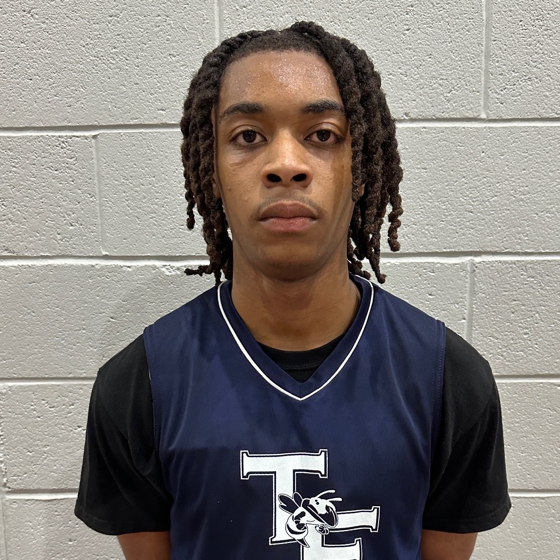 Shun Williams (@ontheradarhoops) on Twitter photo '26 Demari Bailey was an all-region performer at Griffin HS this year.
He continued his momentum at Run for the Cup last weekend with Team Forrest.
<a href="/KyleSandy355/">Kyle Sandy</a> wrote on his game here⬇️
ontheradarhoops.com/otr-hoops-frid… '26 Demari Bailey was an all-region performer at Griffin HS this year.
He continued his momentum at Run for the Cup last weekend with Team Forrest.
<a href="/KyleSandy355/">Kyle Sandy</a> wrote on his game here⬇️
ontheradarhoops.com/otr-hoops-frid…