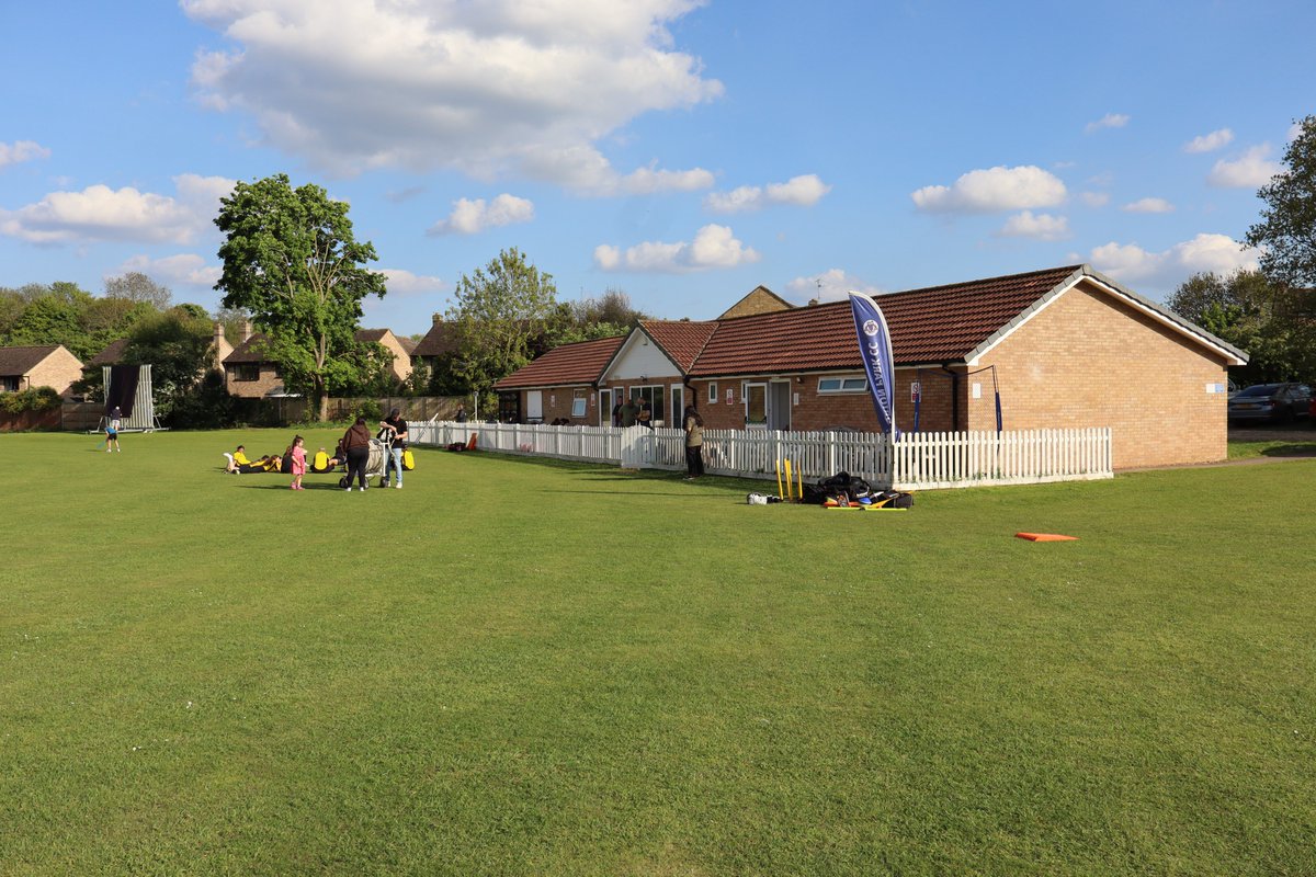 Cricket East (@cricket_east) on Twitter photo Action Shots: Part 1 ๐ธ
A historic debut for Beds & Hunts County Women in the ECB Vitality Blast League 3 โ Div 2! ๐
A thrilling win in Game 1 & a close loss in Game 2.
Back in action Mon 5th at Hitchin CC ๐ช
Thanks <a href="/OrtonParkcc/">Orton Park CC</a> !
๐ Match report: bit.ly/4jBfHdC Action Shots: Part 1 ๐ธ
A historic debut for Beds & Hunts County Women in the ECB Vitality Blast League 3 โ Div 2! ๐
A thrilling win in Game 1 & a close loss in Game 2.
Back in action Mon 5th at Hitchin CC ๐ช
Thanks <a href="/OrtonParkcc/">Orton Park CC</a> !
๐ Match report: bit.ly/4jBfHdC