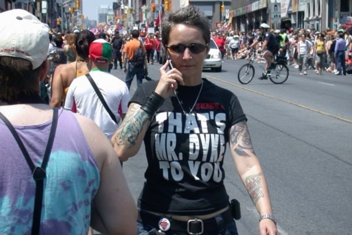 DYKERCIZE's tweet photo. Titled : 06Dyke082 from Sarah Menace on Flickr
Description : Dyke March 2006. 
Published 25 July 2006 https://t.co/LHNBNbmXEW