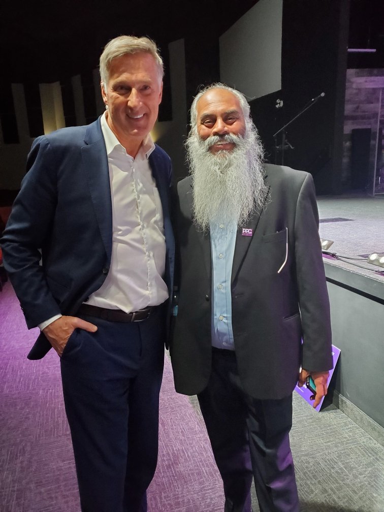 Harry Dhillon (@harrydhillonppc) on Twitter photo It was an honor to represent people's party in Calgary East. We stood tall for our values and principles. Thank you all who voted for PPC. Thank you <a href="/MaximeBernier/">Maxime Bernier</a> for your principled and courageous leadership. We will continue with our mission. Special thanks to <a href="/DwayneHolubPPC/">Dwayne Holub</a> It was an honor to represent people's party in Calgary East. We stood tall for our values and principles. Thank you all who voted for PPC. Thank you <a href="/MaximeBernier/">Maxime Bernier</a> for your principled and courageous leadership. We will continue with our mission. Special thanks to <a href="/DwayneHolubPPC/">Dwayne Holub</a>