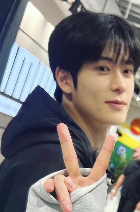 wafflelove_'s tweet photo. 이사진ㅁㅊㅅㄲ처럼좋음 https://t.co/vQjHSip7EM