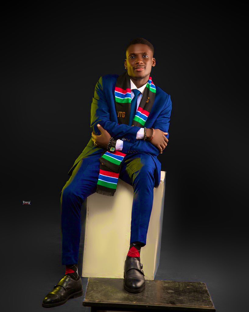 Thedamdam__'s tweet photo. Jeremiah 29:11

I'm absolutely thrilled to announce that I've graduated! 🎓🎉 What an amazing journey this has been! Yes, no (2) in the baggggg✅
Thank you Jesus🙇🏾☦️

#utgconvocation2025 
#glorybetoGod🤍&amp;💡 https://t.co/9kCiW7XsNW