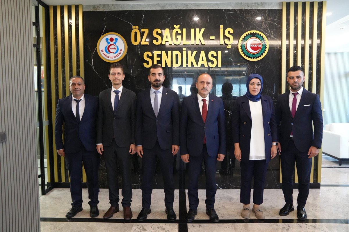 2.Olağan Genel Kurullarını tamamlayarak yeni dönem çalışmalarına başlayan Kayseri ve İzmir Şubelerimizin görev dağılımlarını gerçekleştirdik. 

Şube Başkan ve yönetim kurulu üyelerimize yeni dönem görevlerinde başarılar diliyorum.

⬇️
ozsaglikis.org/2025/04/29/bas…