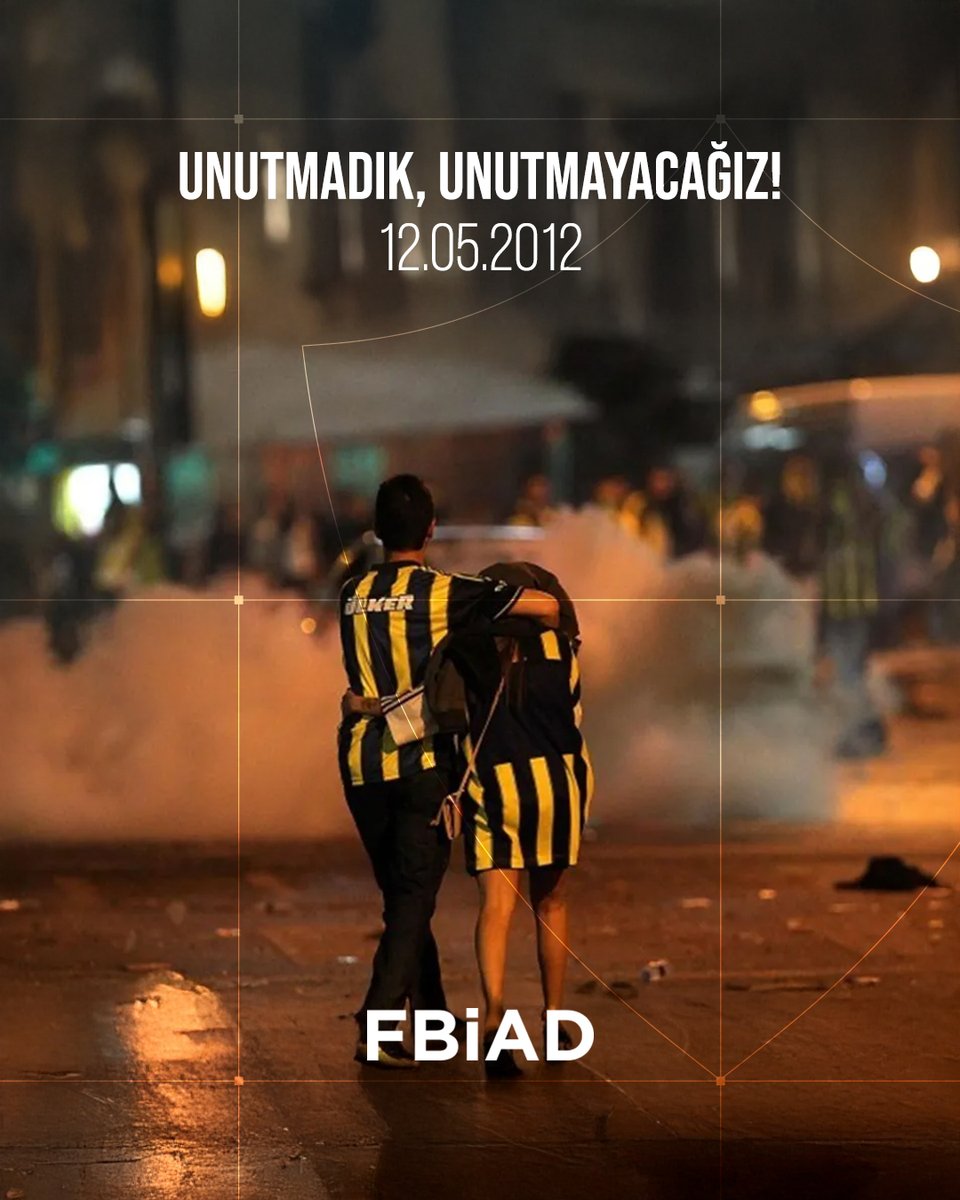 Tarihimiz boyunca şanlı kulübümüze yapılan hiçbir saldırıyı unutmadık, unutmayacağız!

#FBİAD #birliktegüçlüyüz #fenerbahçe #olaymaç #unutmadık #unutmayacağız #12mayıs