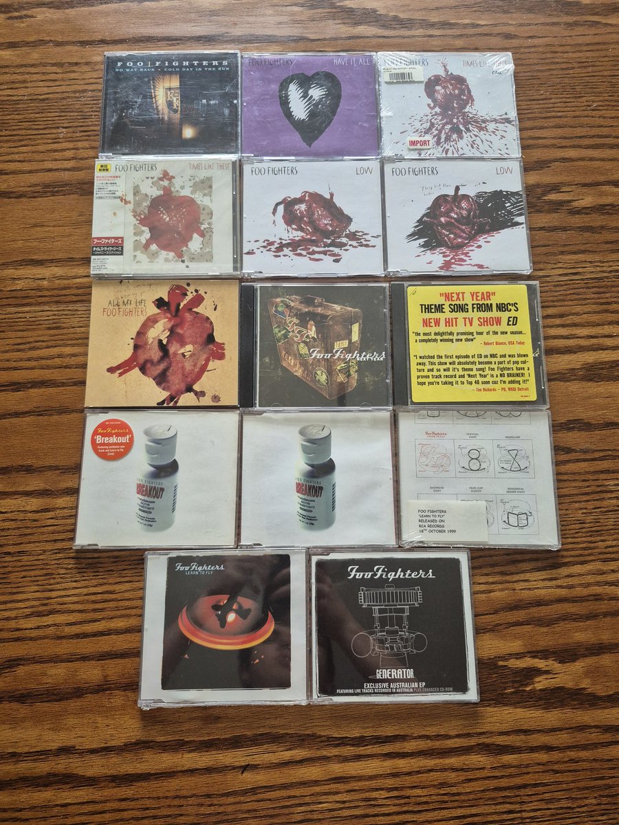 Locar1111's tweet image. My Full Foo Fighters physical media collection
I own all the promo singles except for Cheer up boys your make up is running