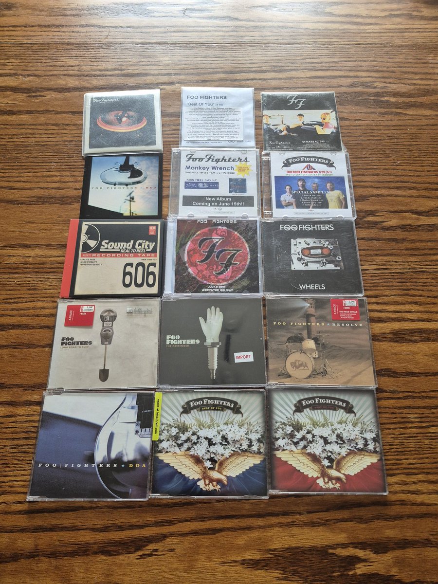 Locar1111's tweet image. My Full Foo Fighters physical media collection
I own all the promo singles except for Cheer up boys your make up is running