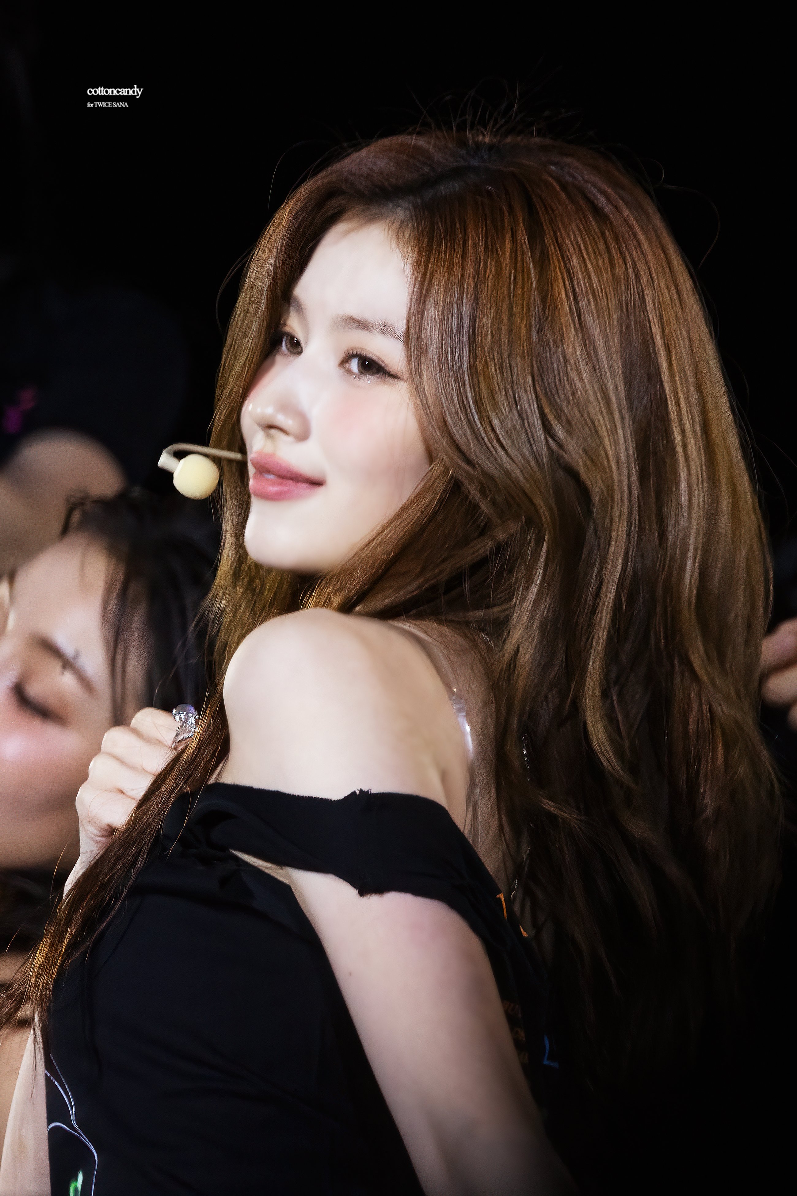 Pre cuts photo of Sana in Milan Pic ct Cotton Candy