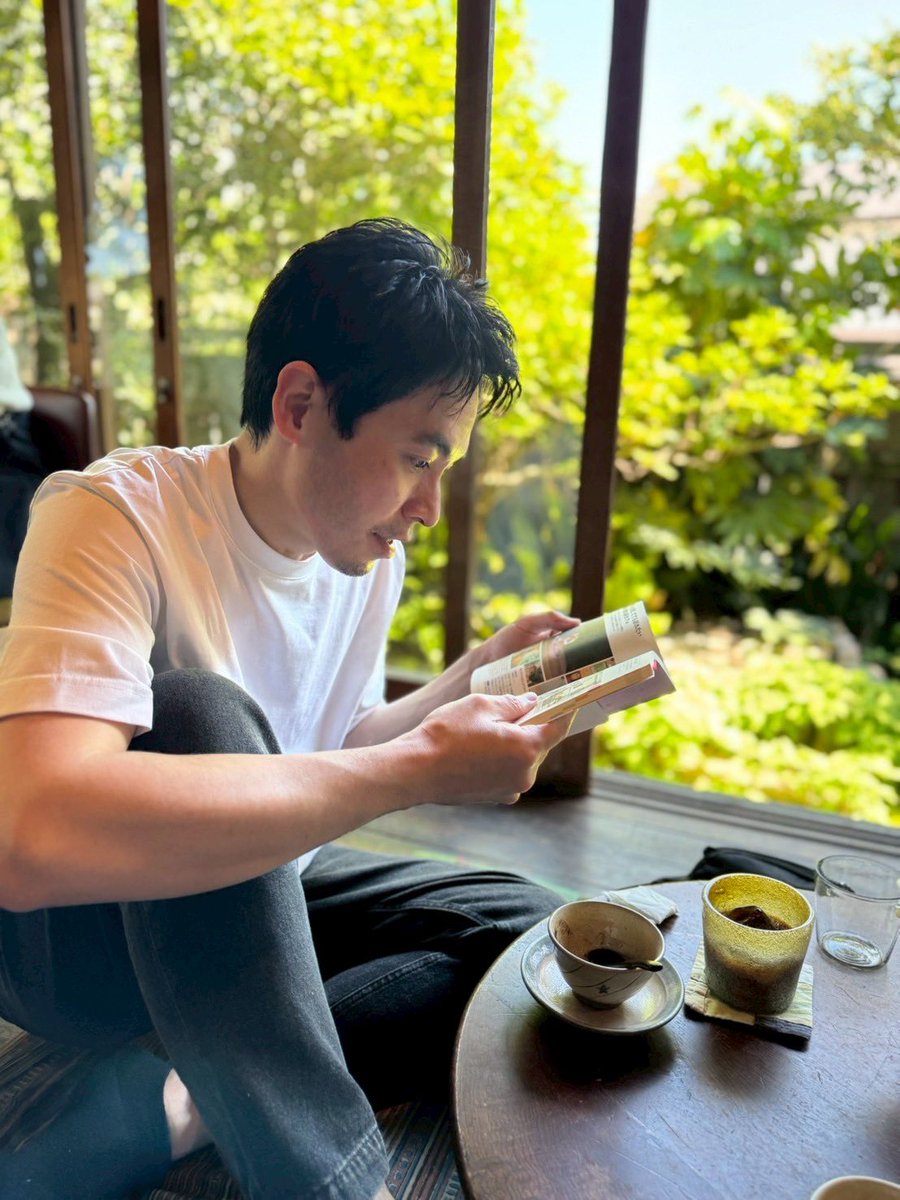 aEV2ovOrCRH7nM5's tweet image. 今日は江ノ電に乗って江ノ島方面へ🏝️

気になったカフェへ
縁側があって緑もたくさん🌳
そこから射す日の光が綺麗で心地
良すぎて最高でした😊

そのあとは七里ヶ浜へ移動してPotatisへ
ホンマにここのフライドポテト🍟
美味すぎる😋

#てぬぐいカフェ一花屋
#Potatis