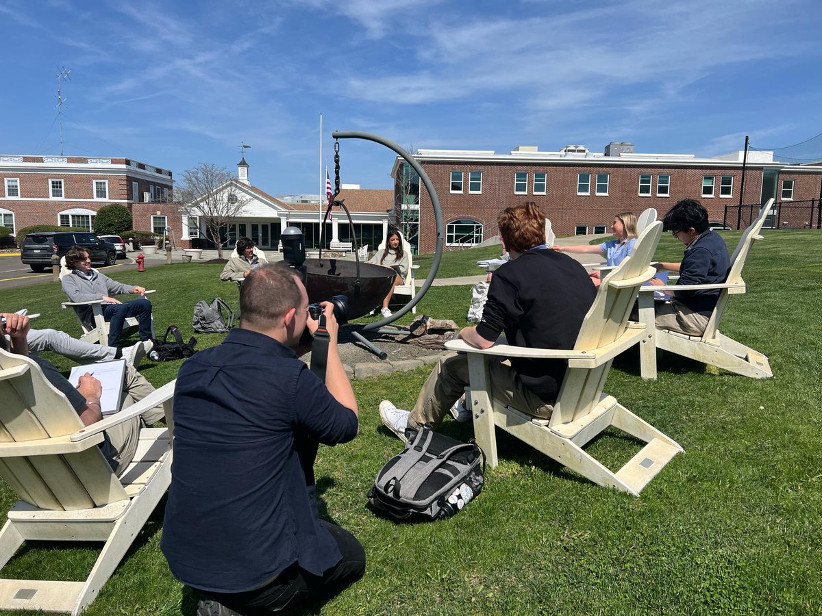 intSchools's tweet image. BTS Of The Magic - More behind-the-scenes photos from our visit to @StLukesSchool last week! 📸🇺🇸
#ISBehindTheScenes #InspiringSchools