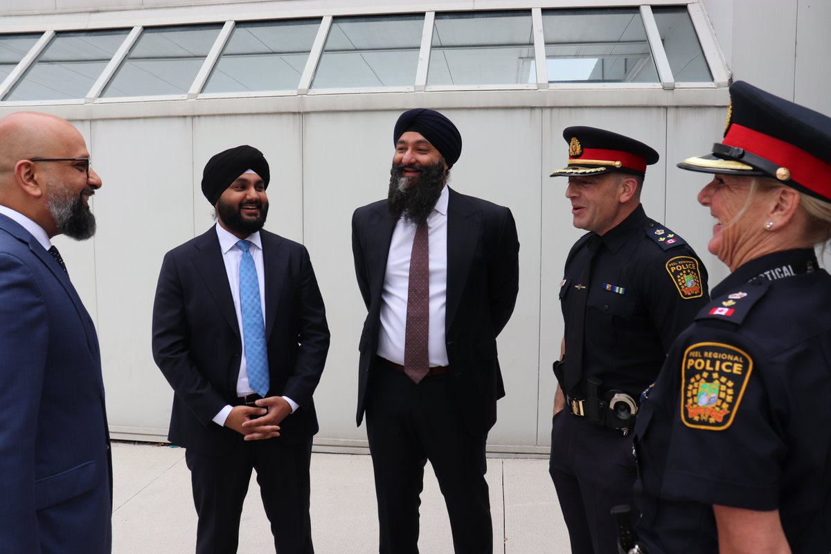 🚨 Today, we’re taking another bold step to protect #Ontario families and fight #autotheft.

Our government is tabling new legislation to give police the power to seize the equipment used by organized criminals to steal vehicles.

Ontarians deserve safer streets and safer