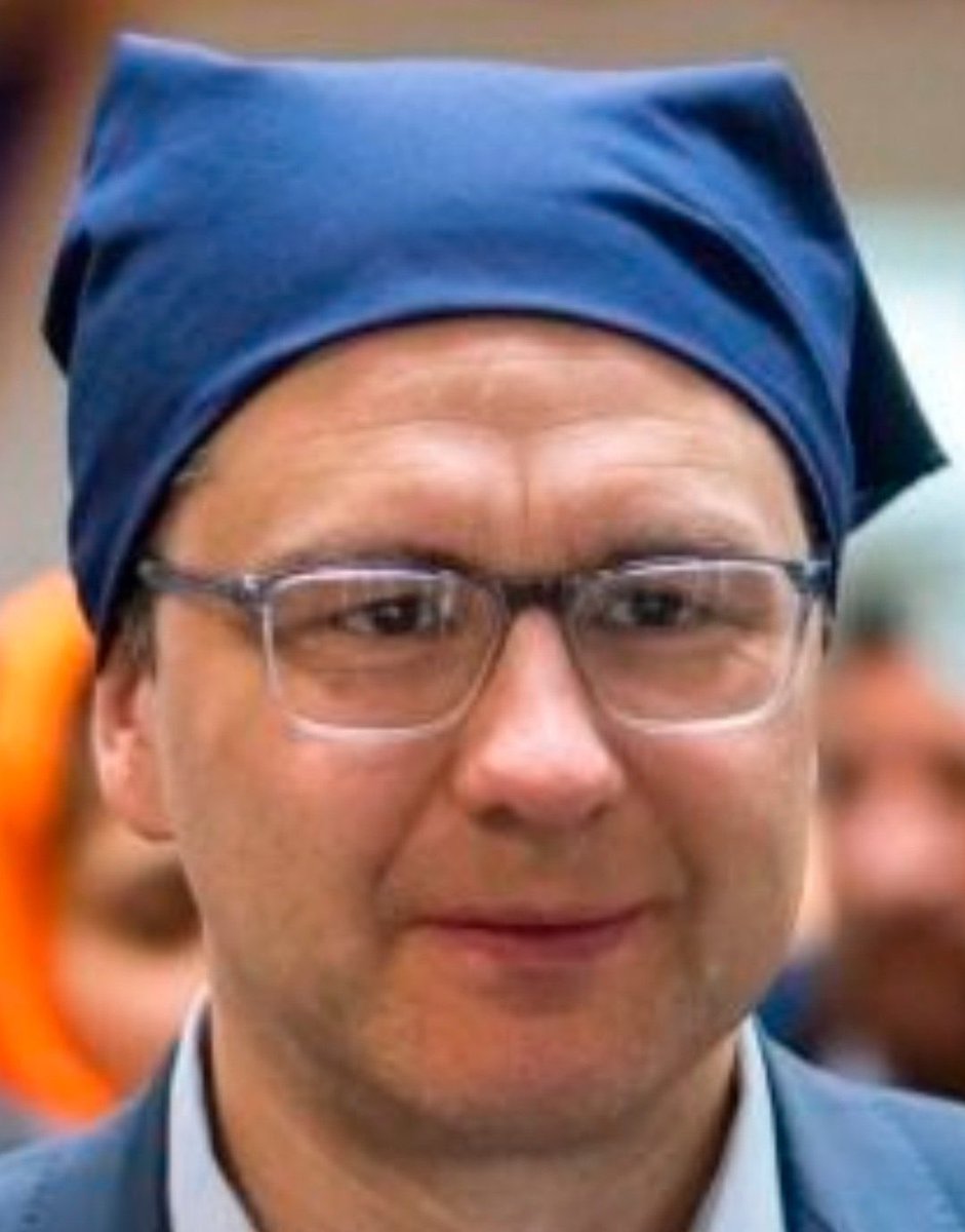 After 10 years of tyranical rule and complete monetary destruction of Canada.

The CPC leader lost his seat.
What does that tell you about the CPC and its leader?

He is absolutely weak and pathetic.

He promoted liberal values and liberal is what you get.

It's that simple.