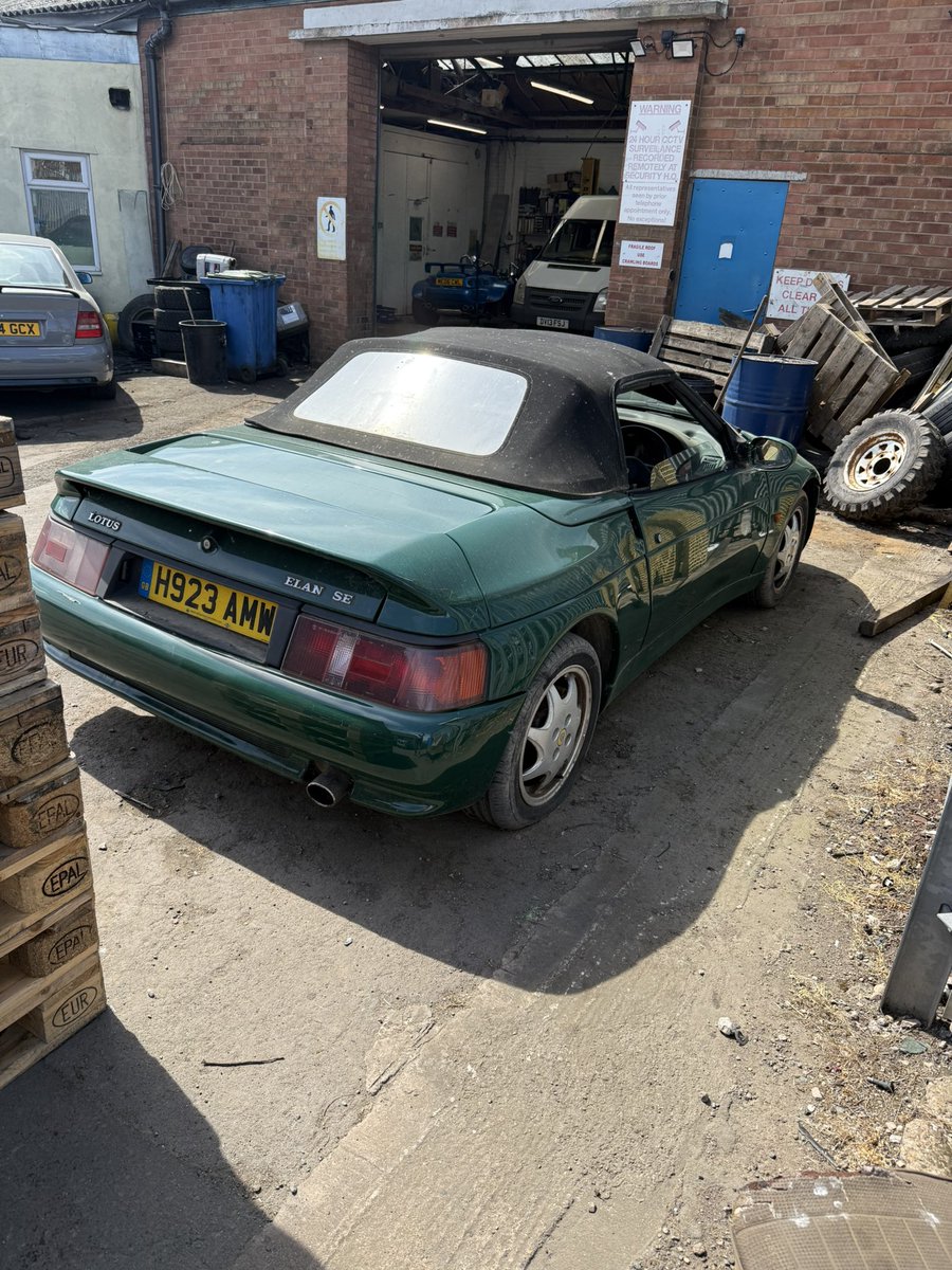ALSCarLocksmith's tweet photo. A little blast from the past! Replaced lost keys for this 90's Lotus Elan https://t.co/qRj02SlLNc