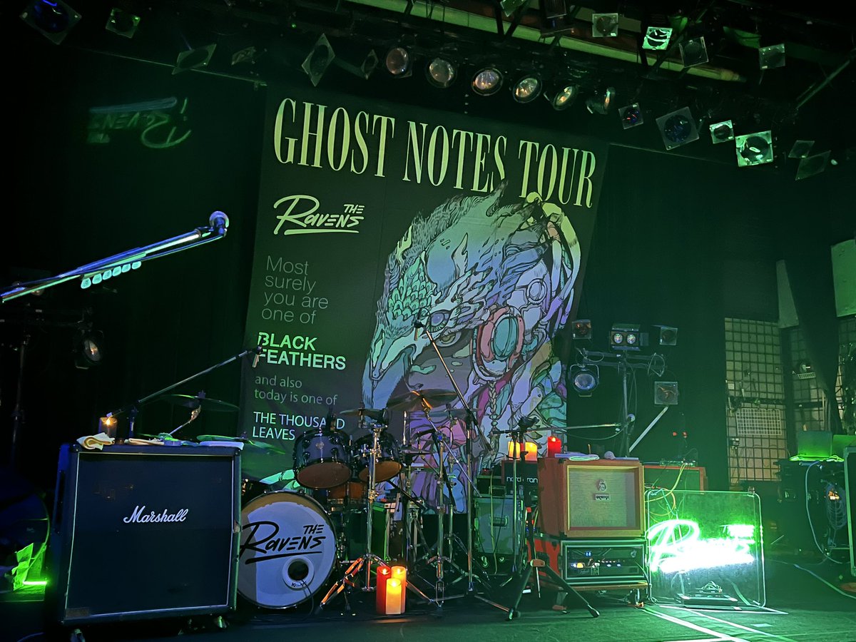 QookBobBob's tweet photo. 4月は色々ライブ行ったけど本日は大本命The Ravensやった!!個々のキャリアはベテランの域やのにまだこんなにも熱いライブが出来るバンド他にはおらんやろ!!SNSでよく見るロックは死んだとか言ってる老人どもRavensのライブを観ろ!!凄いロックバンドがまだいるで!!
#TheRavens #GhostNotesTour https://t.co/zEFIE9iDpE